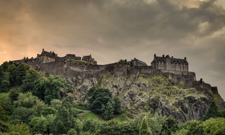 edinburgh-castle