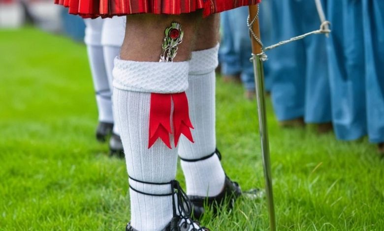 Kilt Hose and Flashes