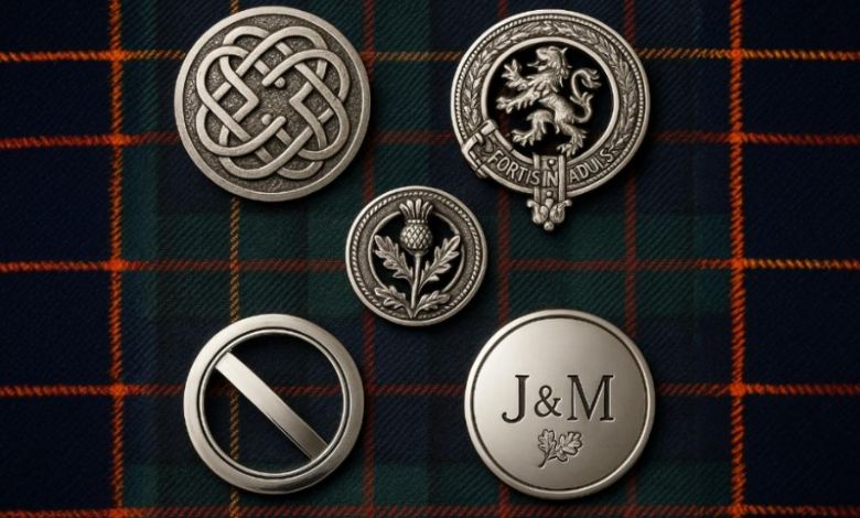 Common Styles of Fly Plaid Brooches